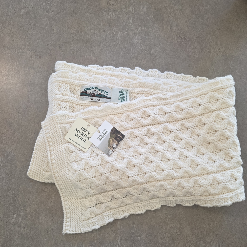 NWT Aran Crafts Ireland 100% Natural Merino Wool Scarf